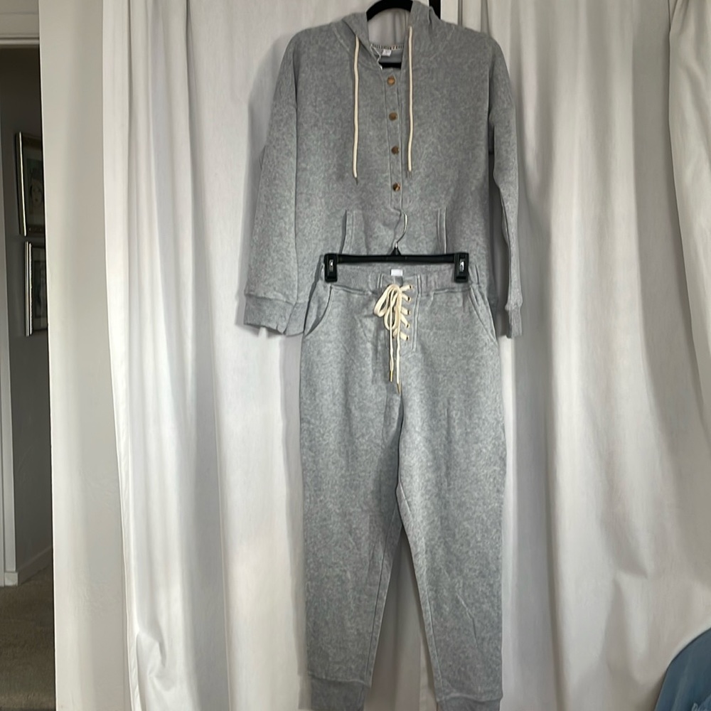 2 PIECE Hoodie/jogger set SZ L grey